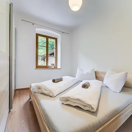Linslhof Apt Quarz Terlano Exterior photo