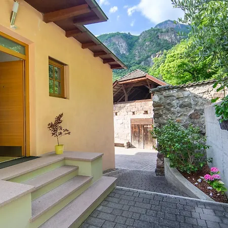 Linslhof Apt Quarz Terlano Exterior photo